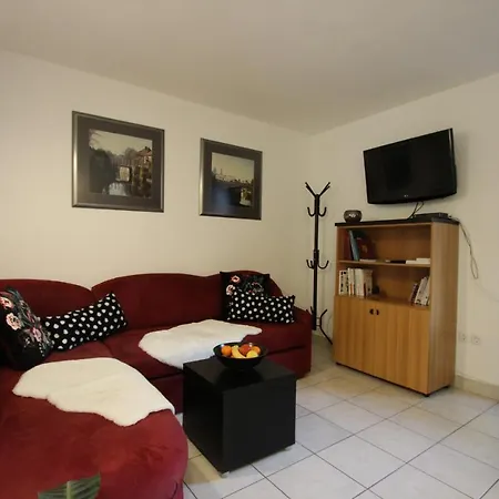 Center4br Apartment*** ホームステイ リュブリャナ